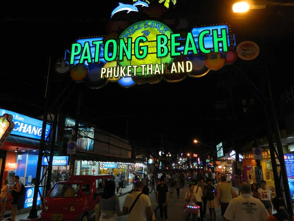 Phuket Guide